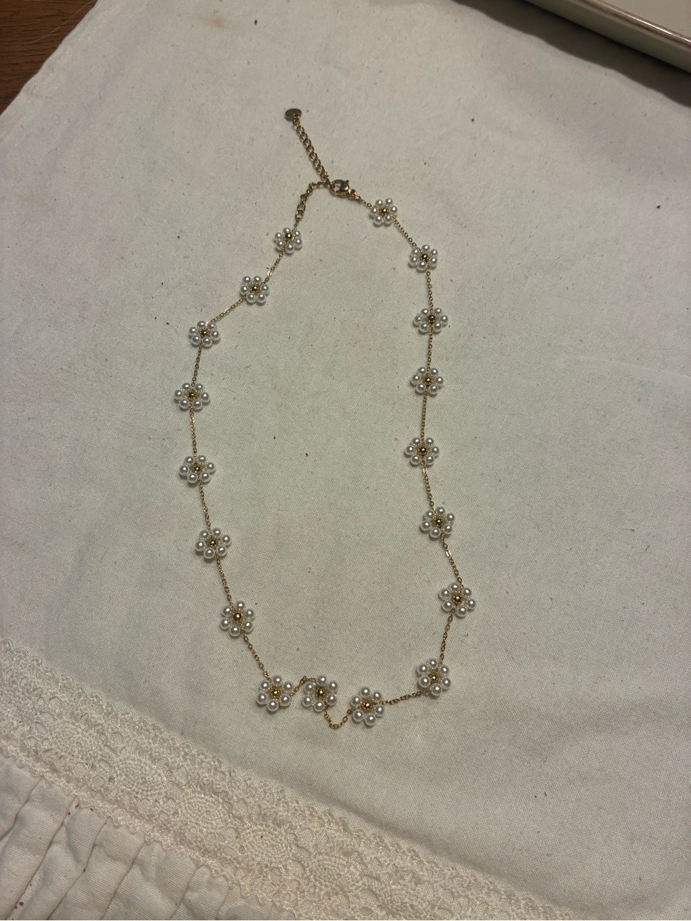 Faux Gold/ Faux Pearl Flower Chain Necklace - Unbranded